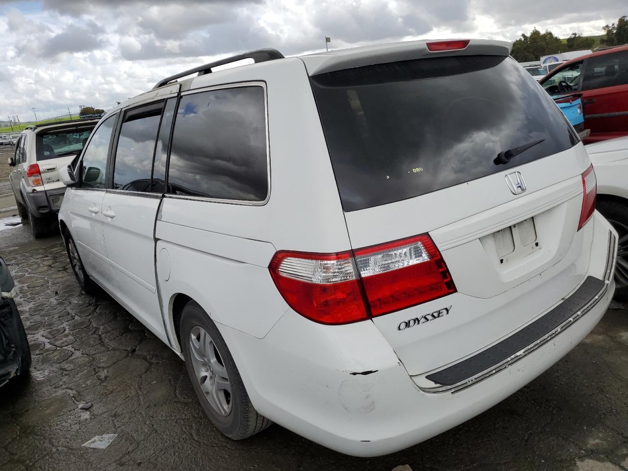 2006 Honda Odyssey - Image 2