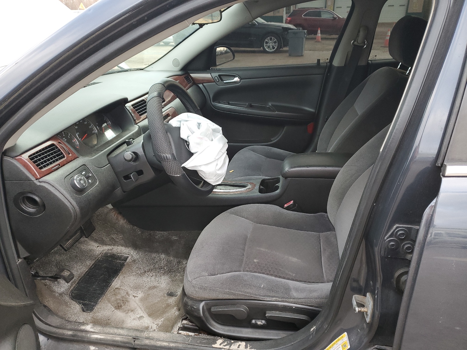 2G1WC583X81223636 2008 Chevrolet Impala Lt