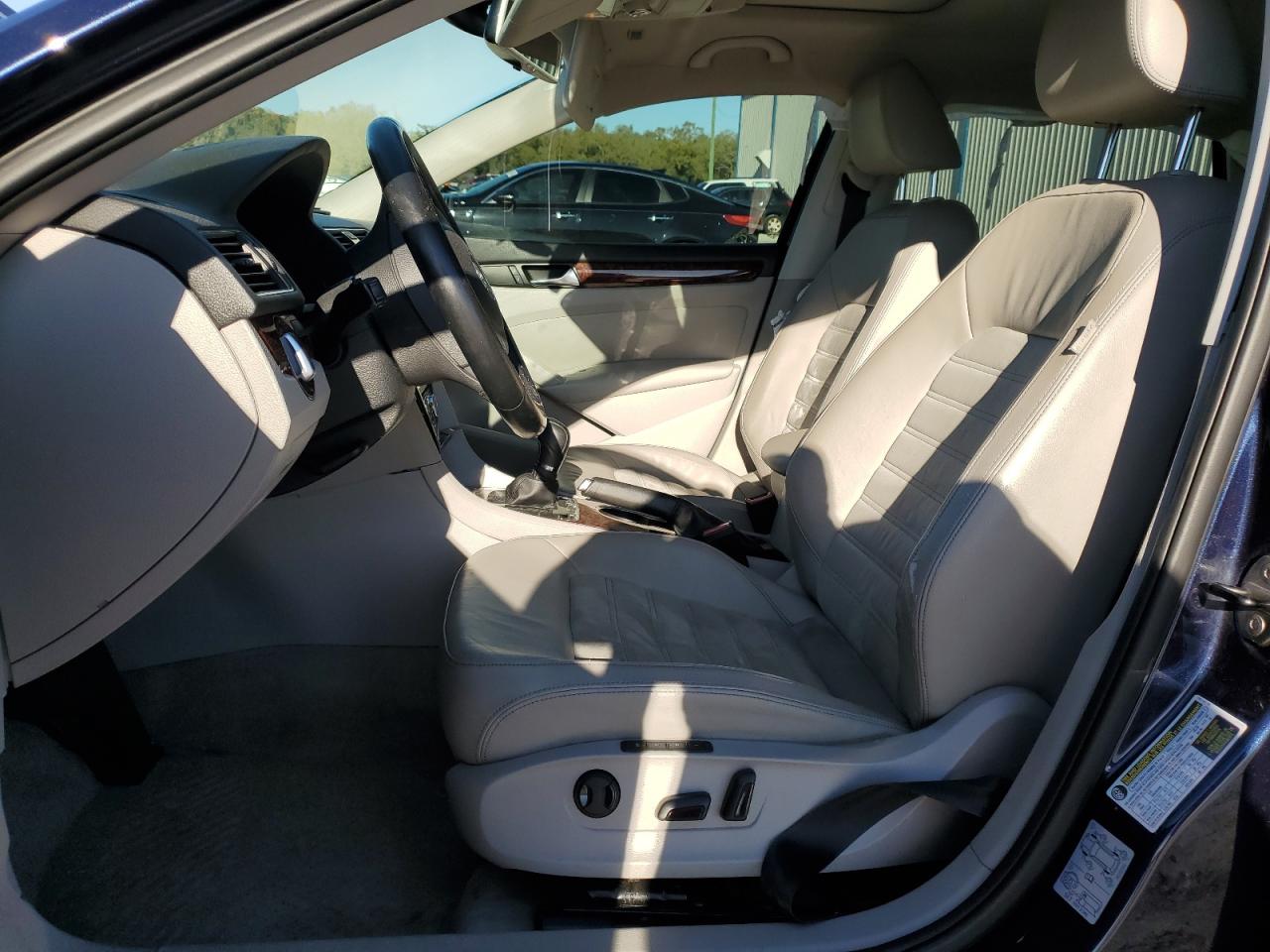 2013 Volkswagen Passat Sel VIN: 1VWCP7A38DC078196 Lot: 80429324