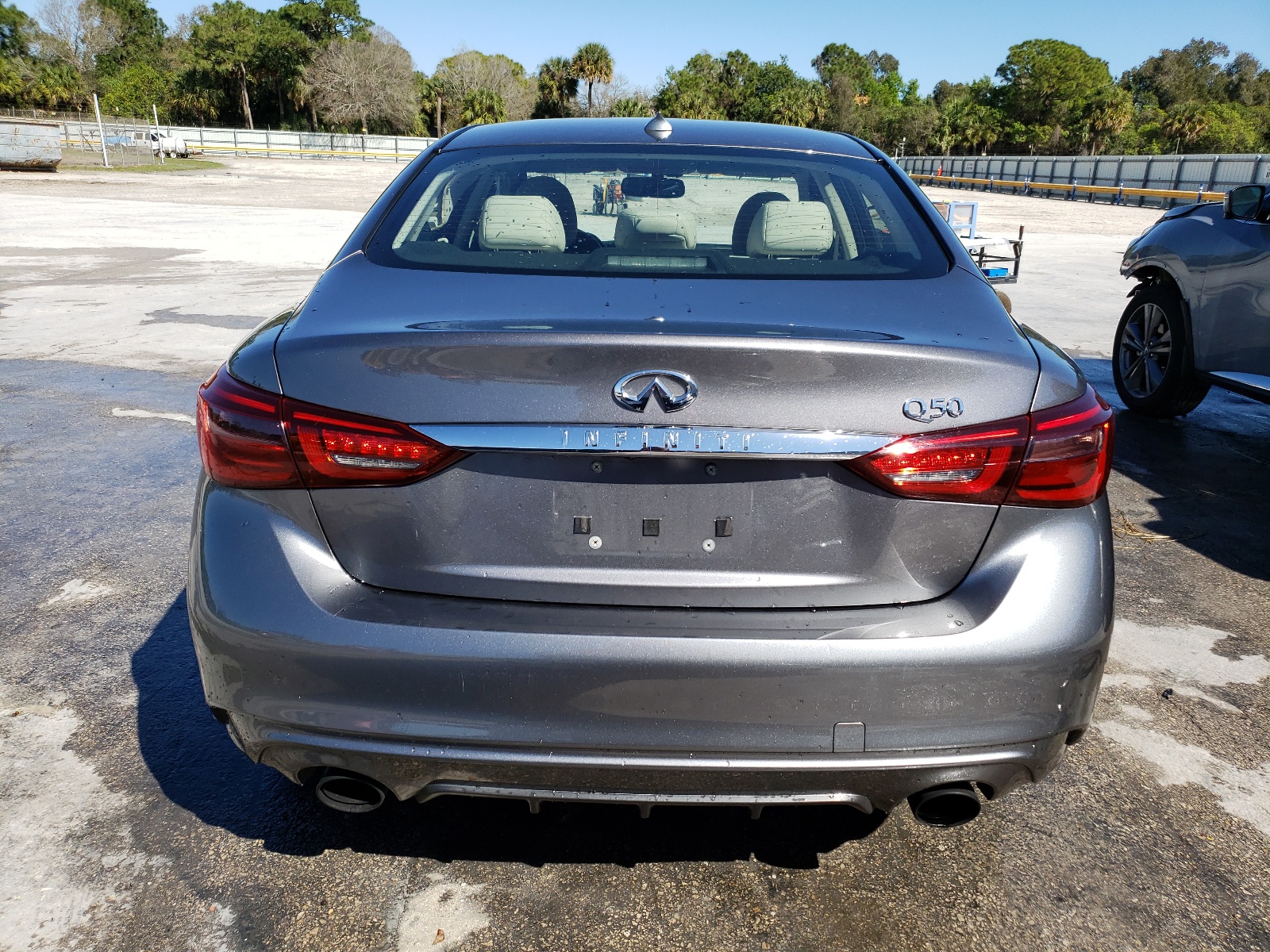 JN1EV7AP7JM365915 2018 Infiniti Q50 Luxe