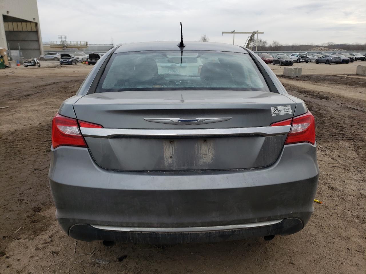 2012 Chrysler 200 Limited VIN: 1C3CCBCG2CN140569 Lot: 40926164