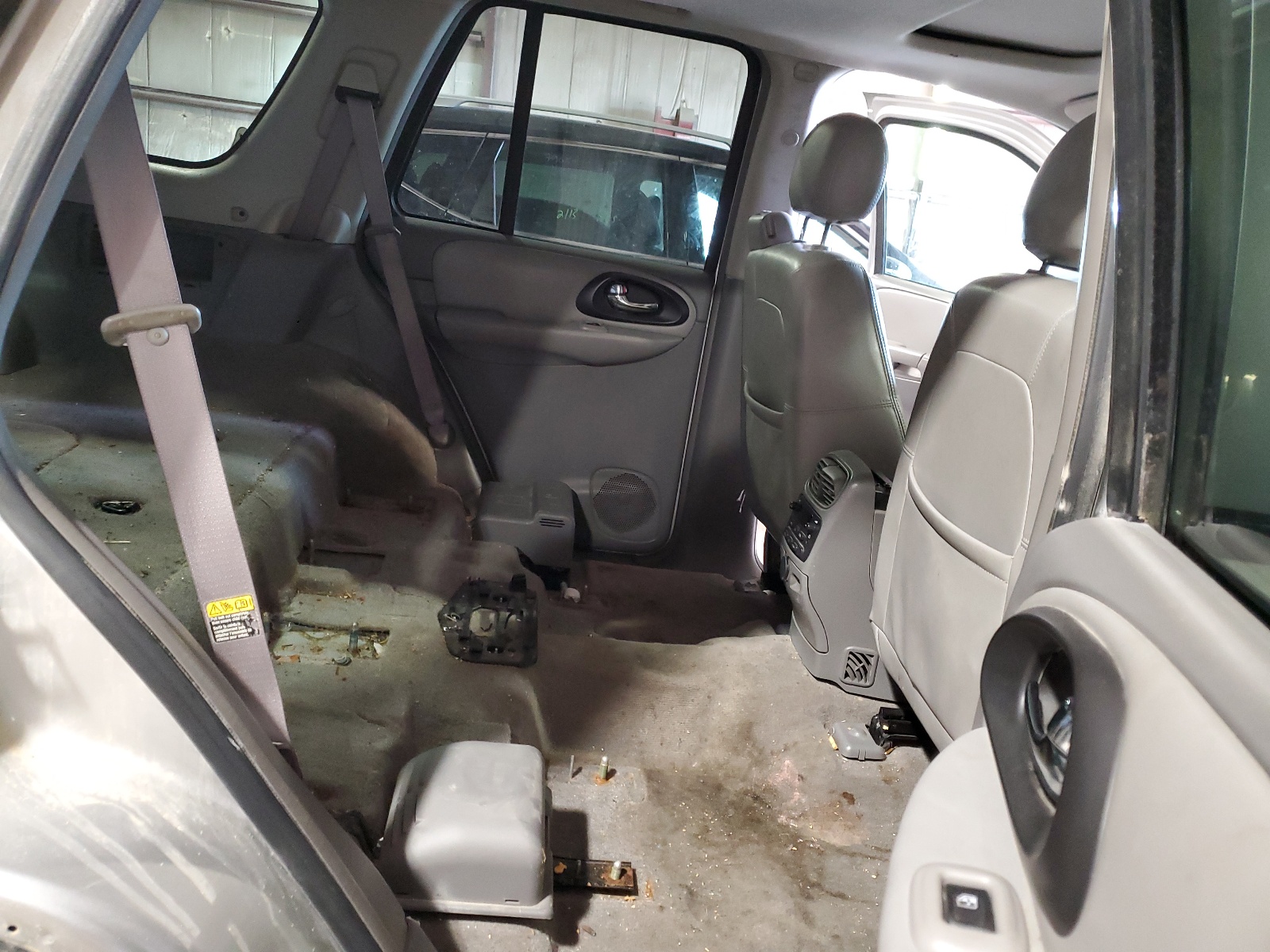 1GNDT13S752359263 2006 Chevrolet Trailblazer Ls