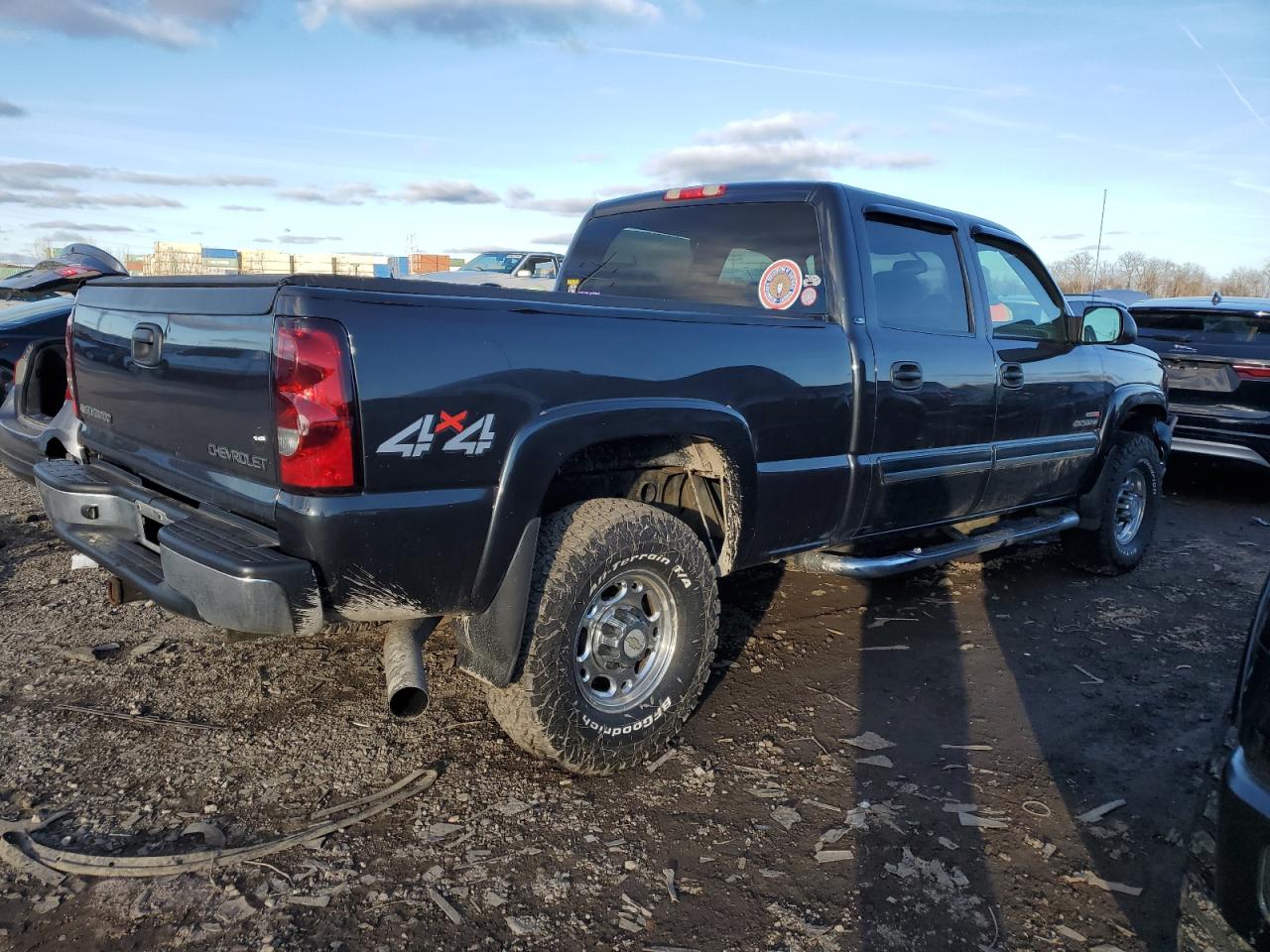 2005 Chevrolet Silverado - Image 3