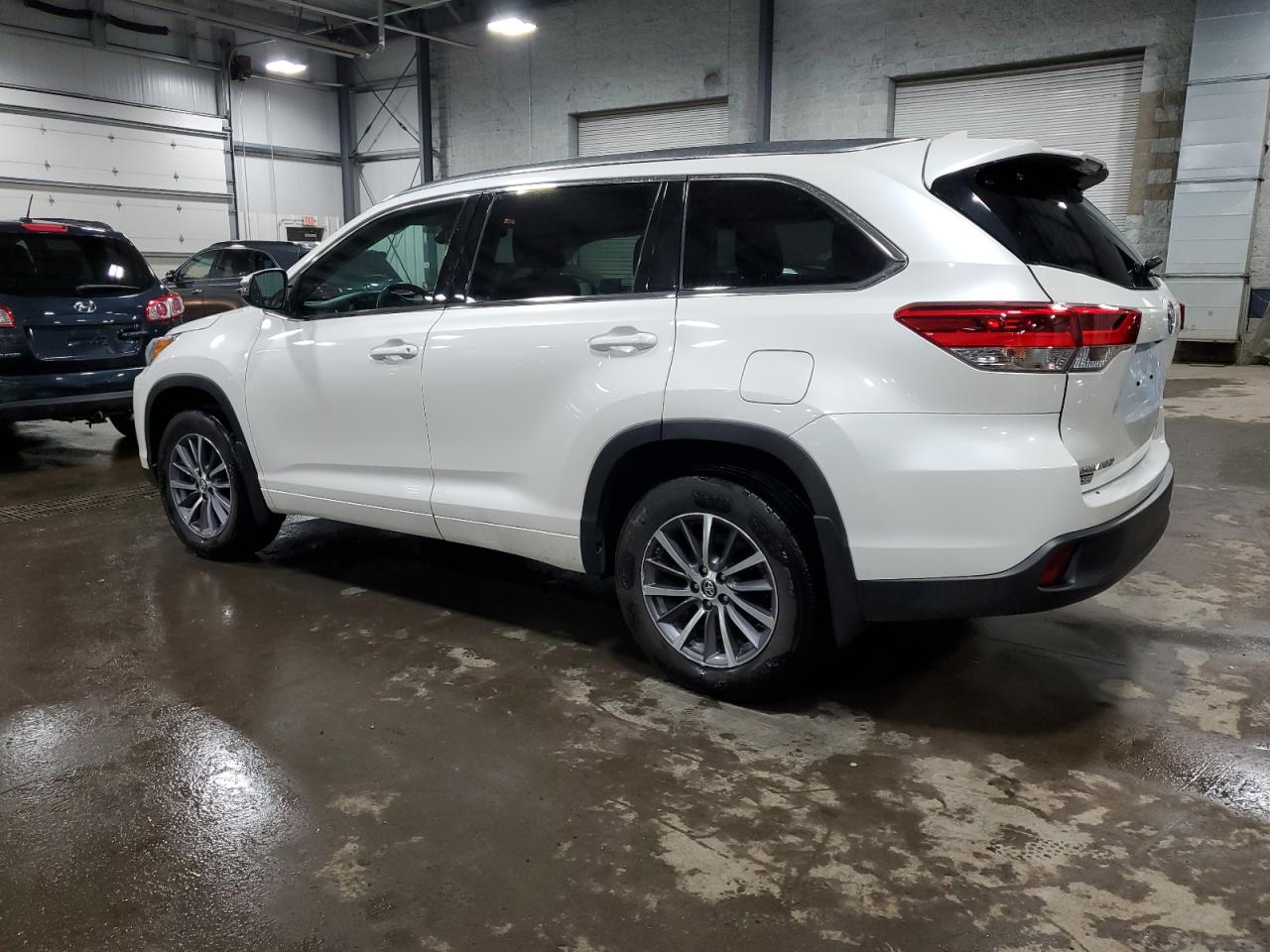 2018 Toyota Highlander Se VIN: 5TDJZRFH1JS901436 Lot: 42500814