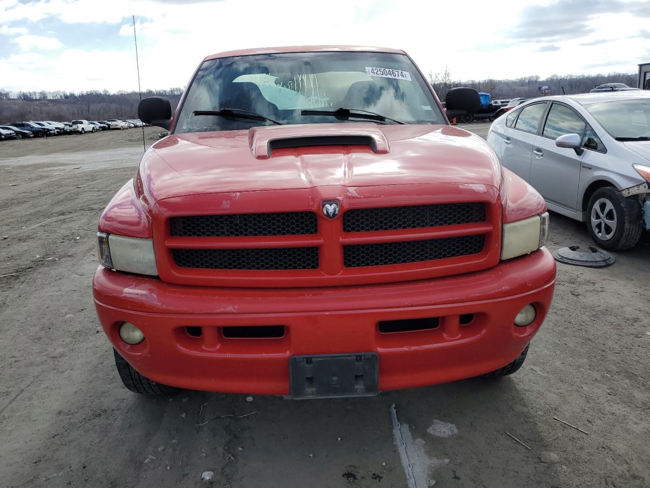 2000 Dodge Ram 1500 VIN: 3B7HF13Z4YG125687 Lot: 42504674