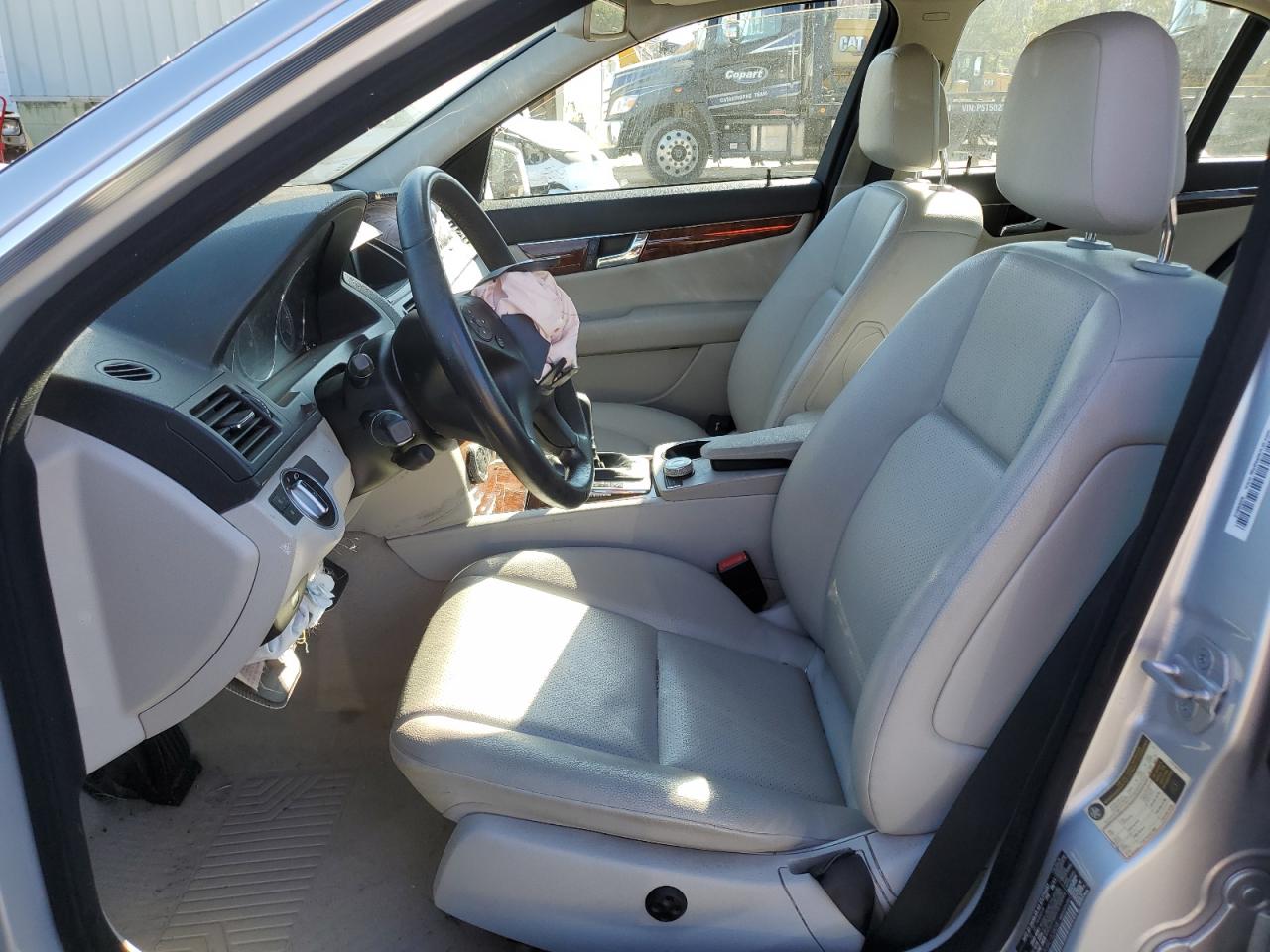 2011 Mercedes-Benz C 300 VIN: WDDGF5EB0BR183828 Lot: 40323994