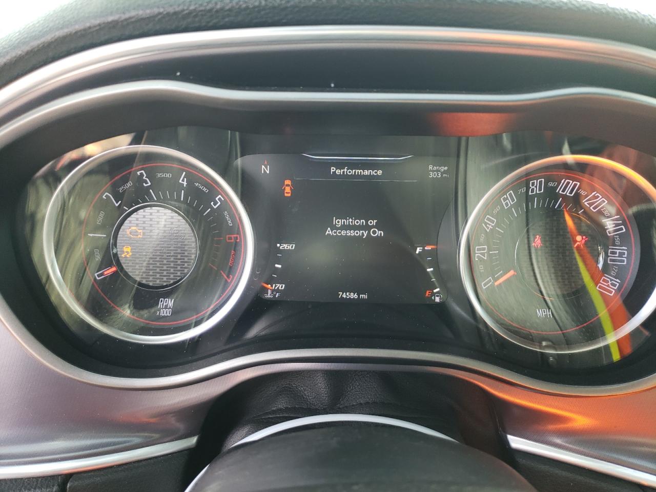 2019 Dodge Challenger - Image 9