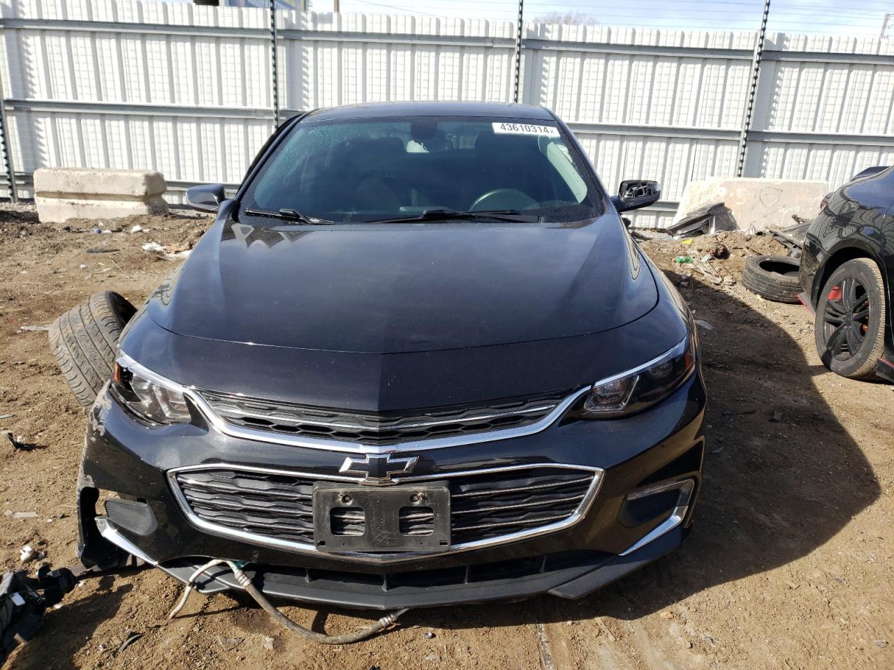 2017 Chevrolet Malibu - Image 5