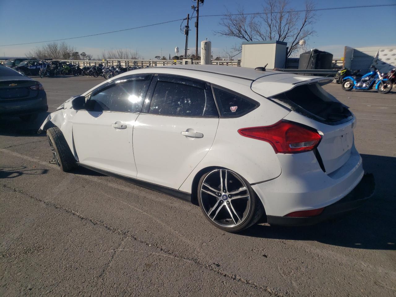 2016 Ford Focus Se VIN: 1FADP3K23GL367308 Lot: 41717664