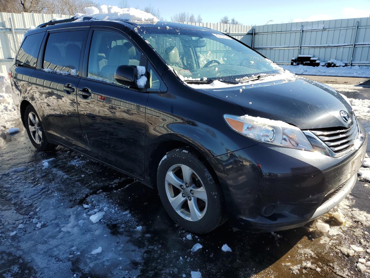 2015 Toyota Sienna Le VIN: 5TDKK3DC5FS634368 Lot: 42765594