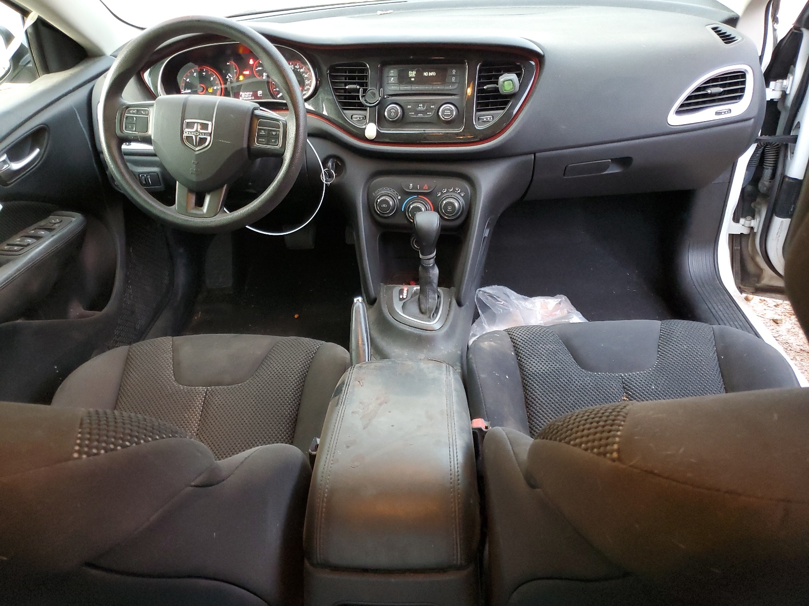 1C3CDFAA0GD555694 2016 Dodge Dart Se