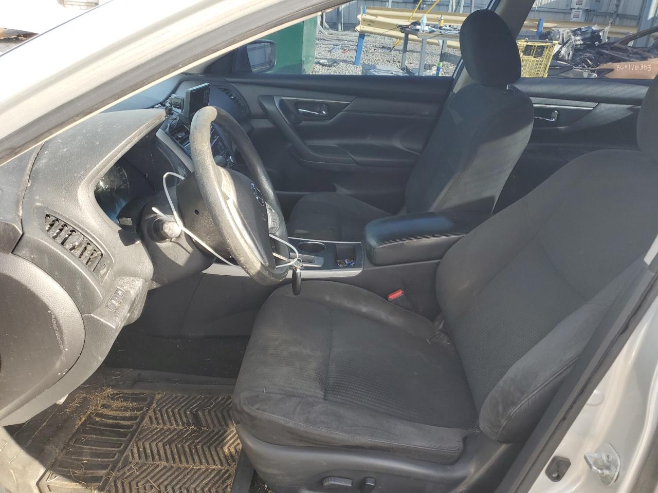 1N4AL3AP2FN384051 2015 Nissan Altima 2.5