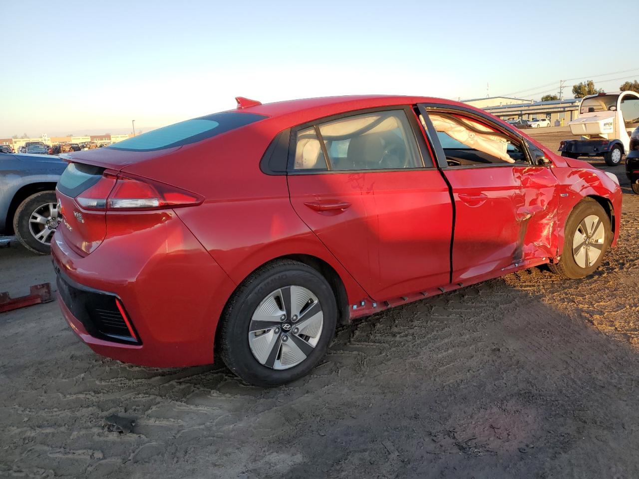 2019 Hyundai Ioniq Blue VIN: KMHC65LC7KU175884 Lot: 41520044