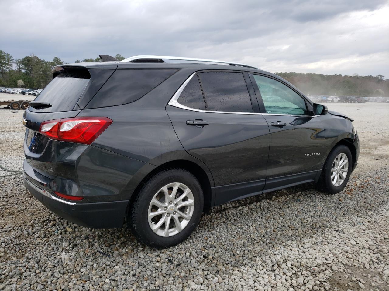 2GNAXJEV6J6141133 2018 Chevrolet Equinox Lt