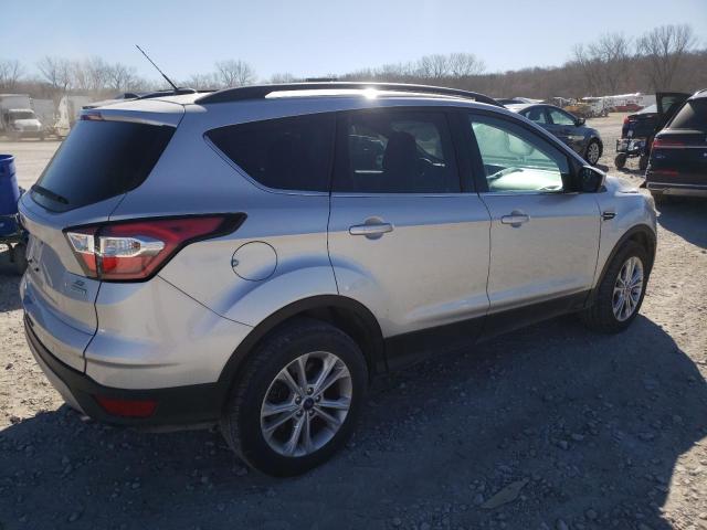  FORD ESCAPE 2018 Серебристый