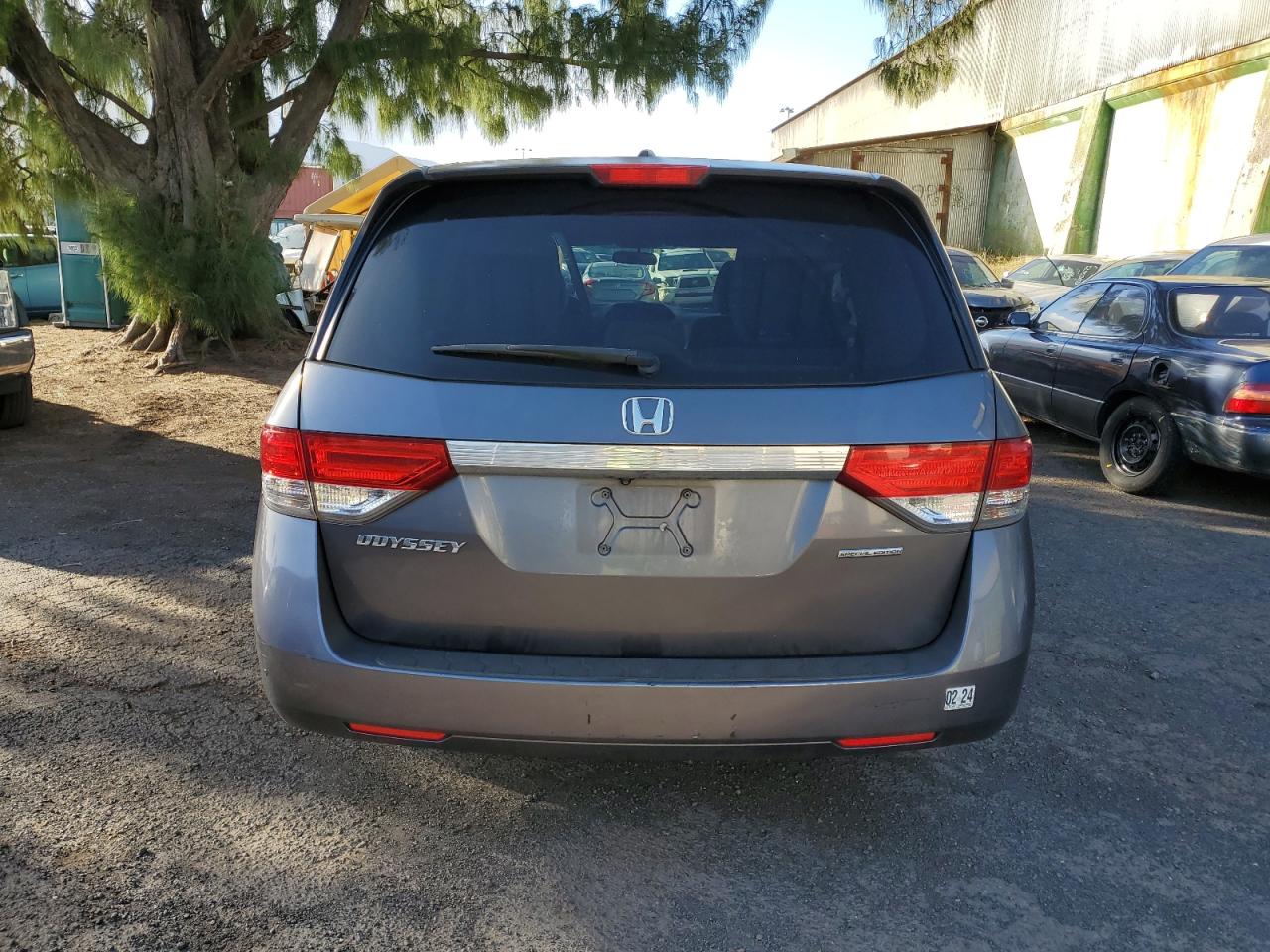 5FNRL5H30GB037524 2016 Honda Odyssey Se