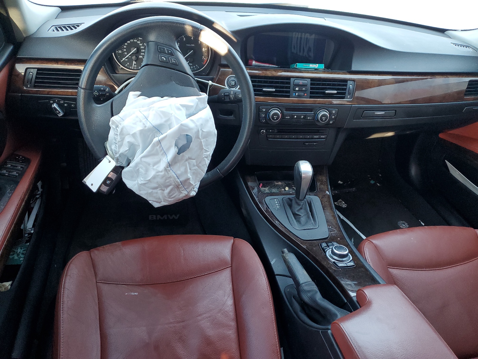 WBAUT93529A191204 2009 BMW 328 It