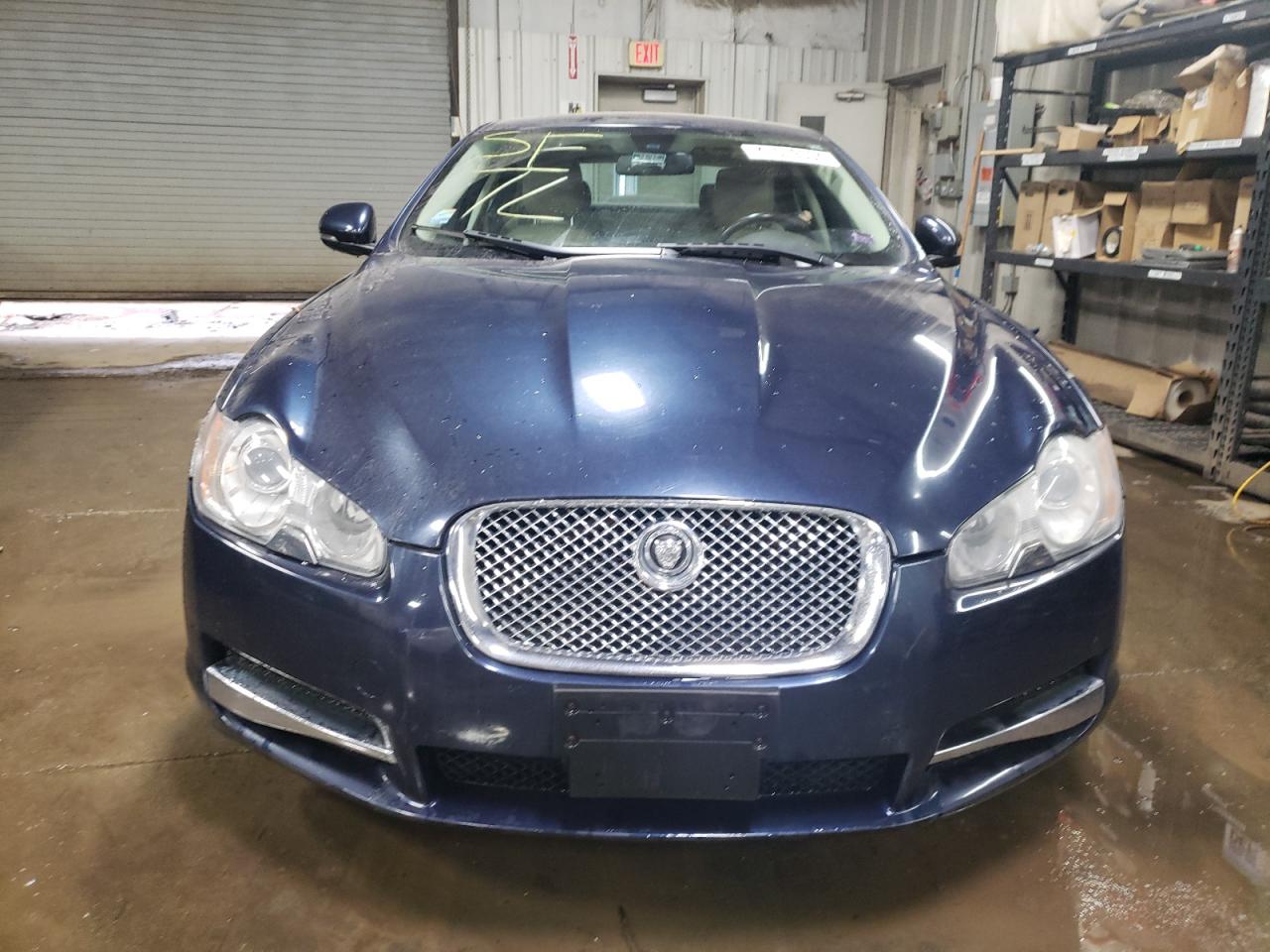 SAJWA0FB9BLS12379 2011 Jaguar Xf