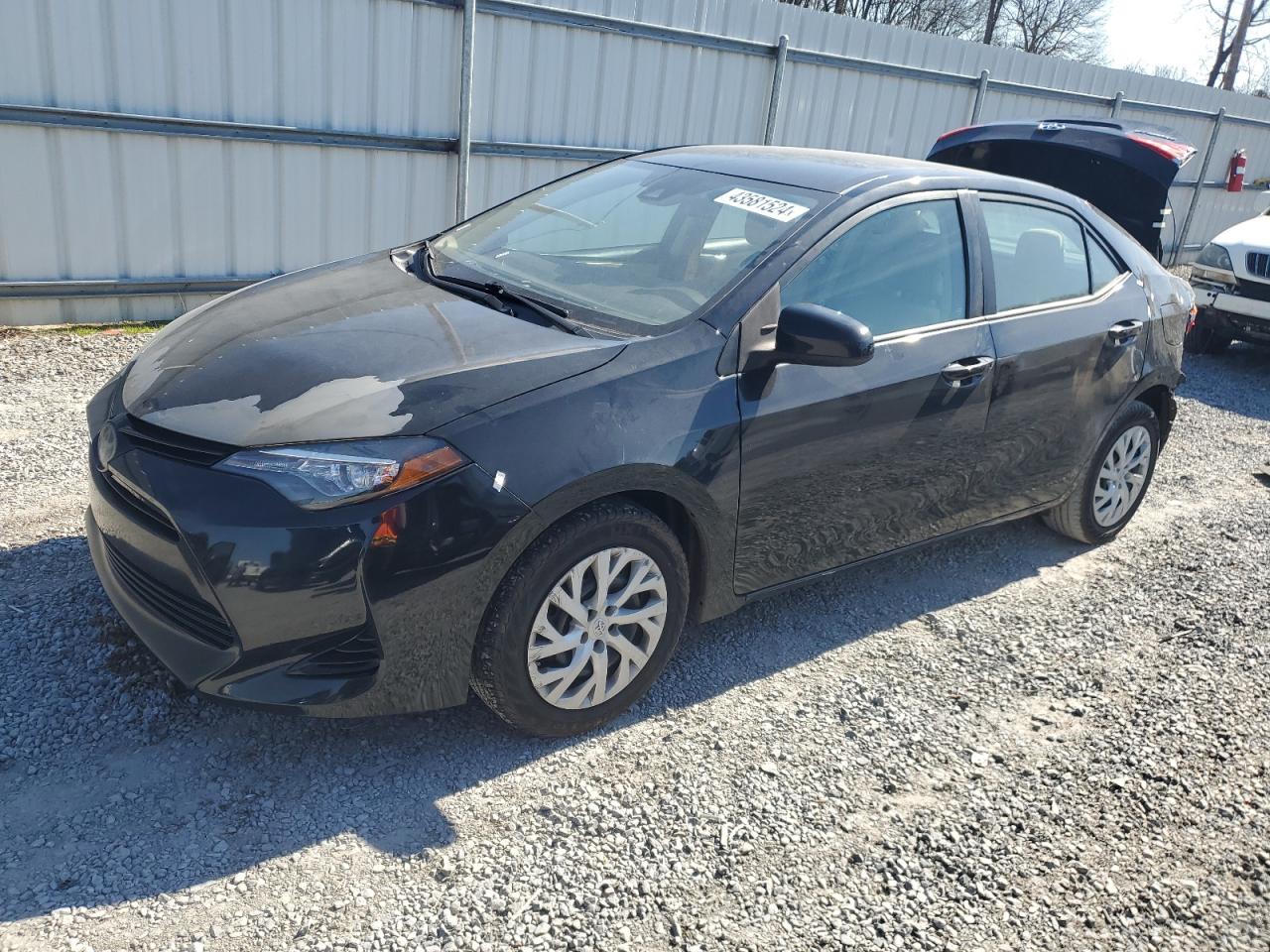 2018 Toyota Corolla L VIN: 5YFBURHE0JP753827 Lot: 43581524