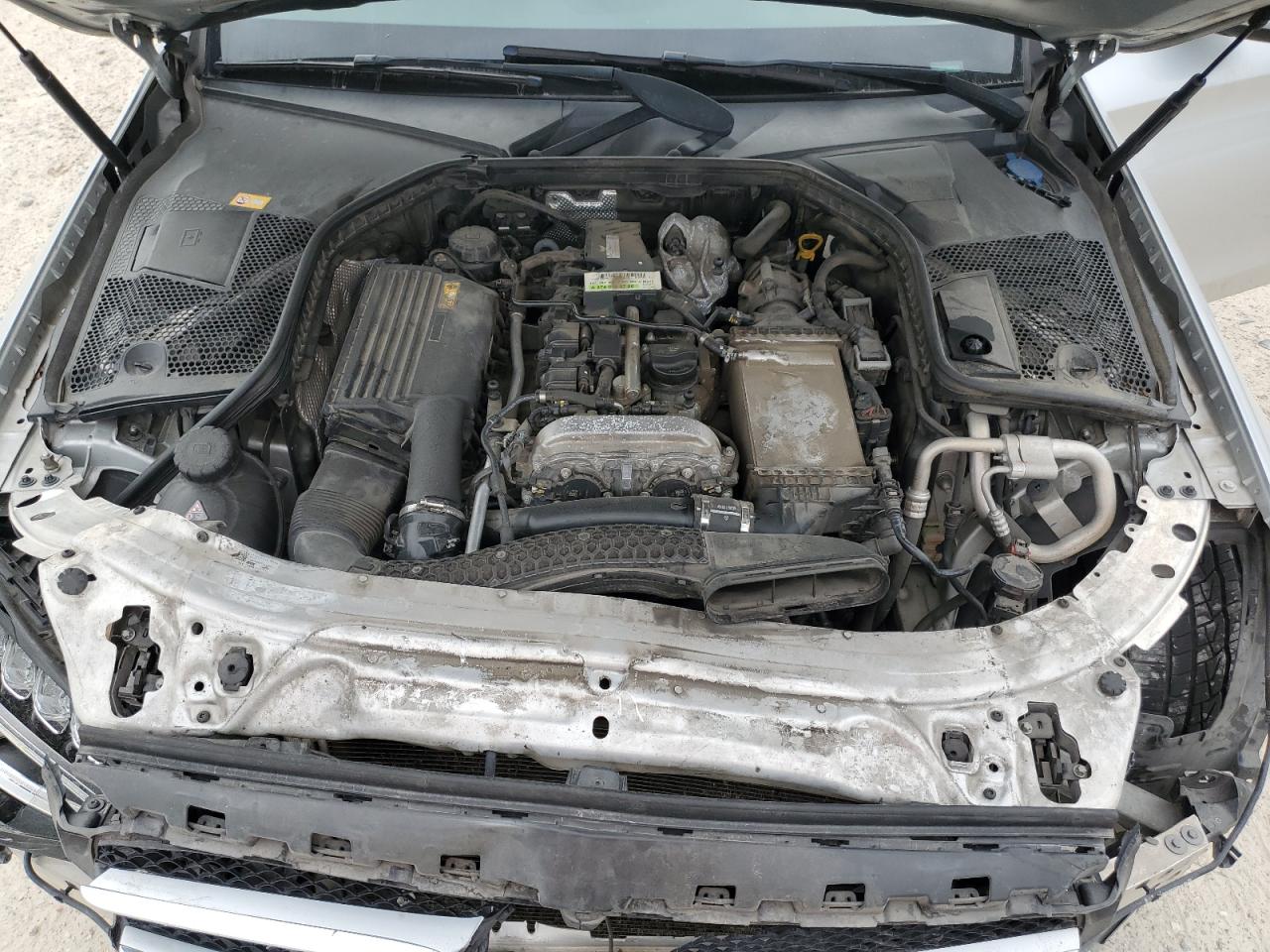 2016 Mercedes-Benz C 300 4Matic VIN: 55SWF4KB2GU129110 Lot: 44005734