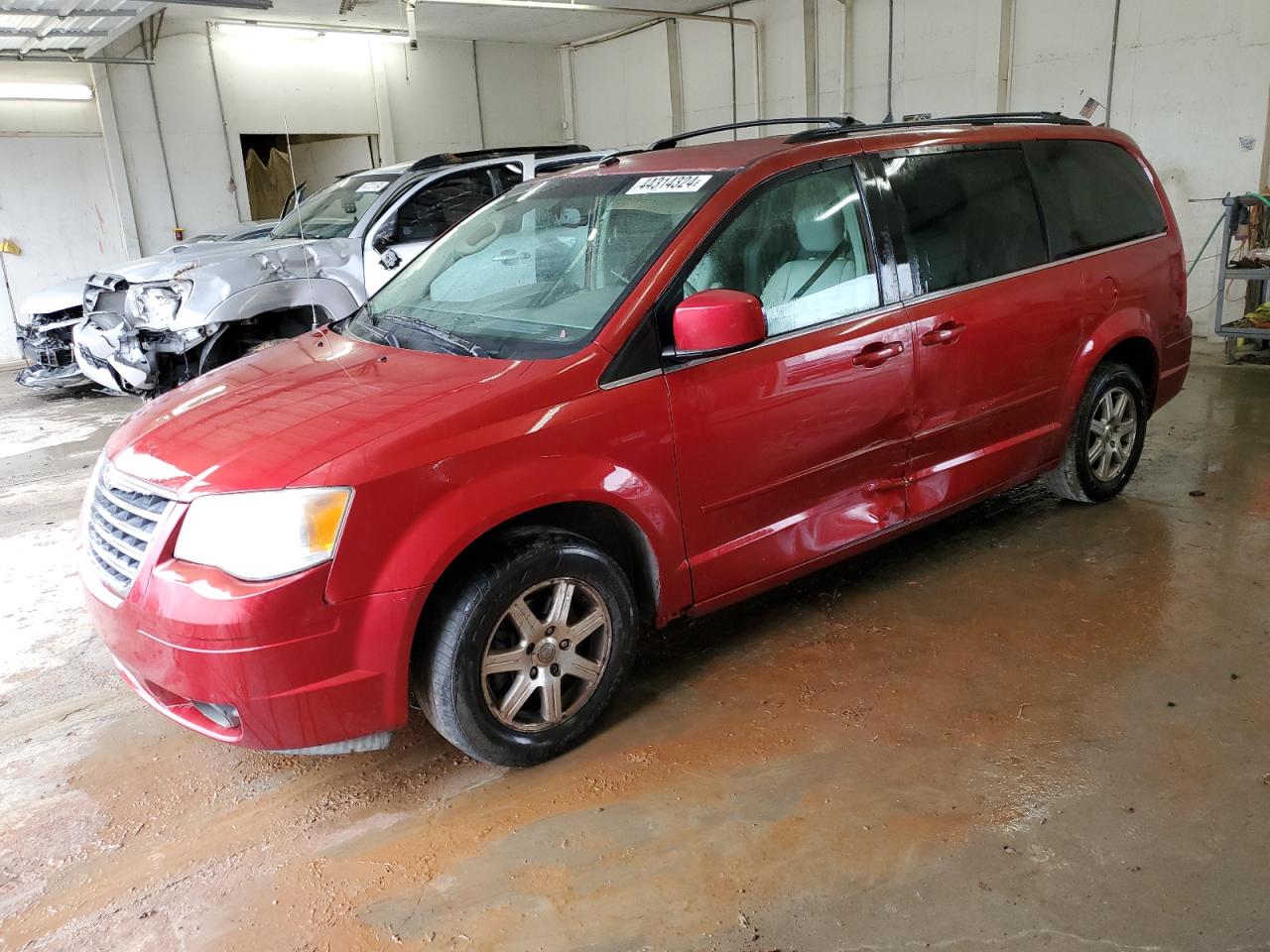 2A8HR54P98R629084 2008 Chrysler Town & Country Touring