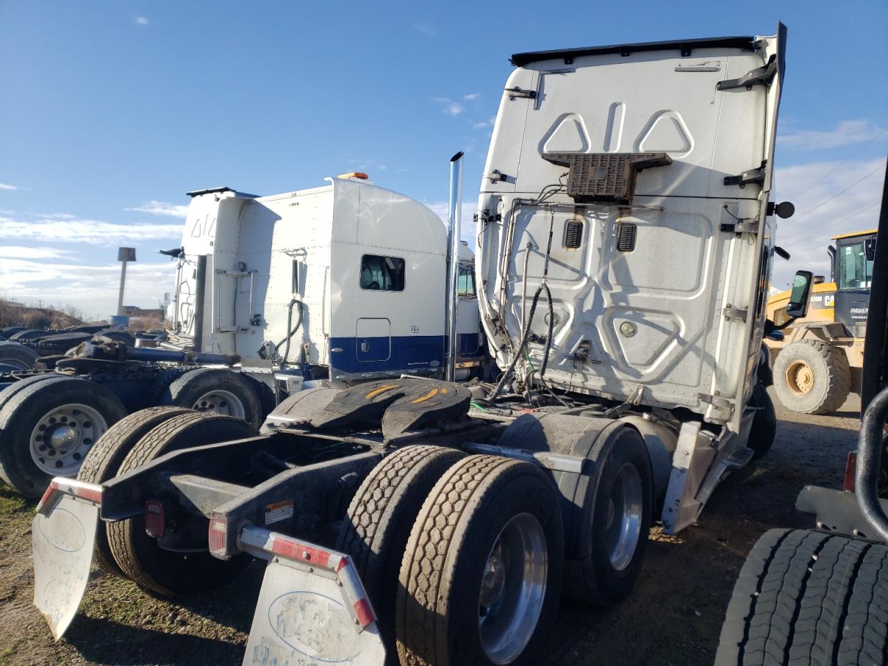 2016 Freightliner Cascadia 113 VIN: 1FUJGHDV8GLHM8441 Lot: 42703114