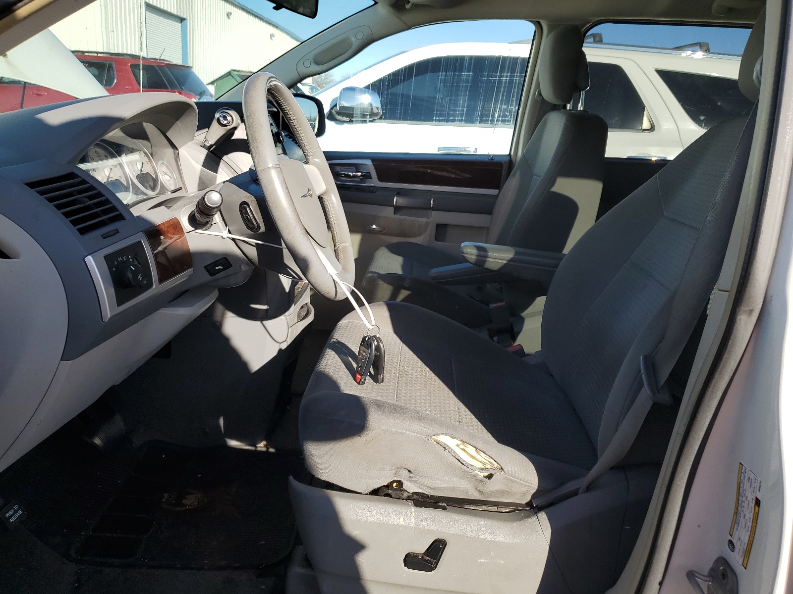 2A4RR5D17AR350773 2010 Chrysler Town & Country Touring