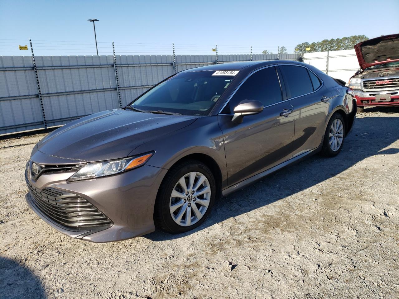 4T1B11HK6JU654573 2018 TOYOTA CAMRY - Image 1