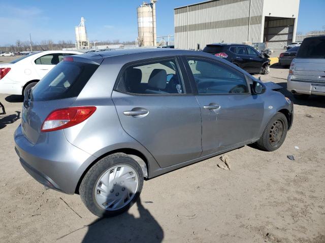 Хэтчбеки MAZDA 2 2013 Серебристый