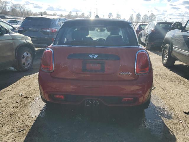  MINI COOPER 2017 Червоний