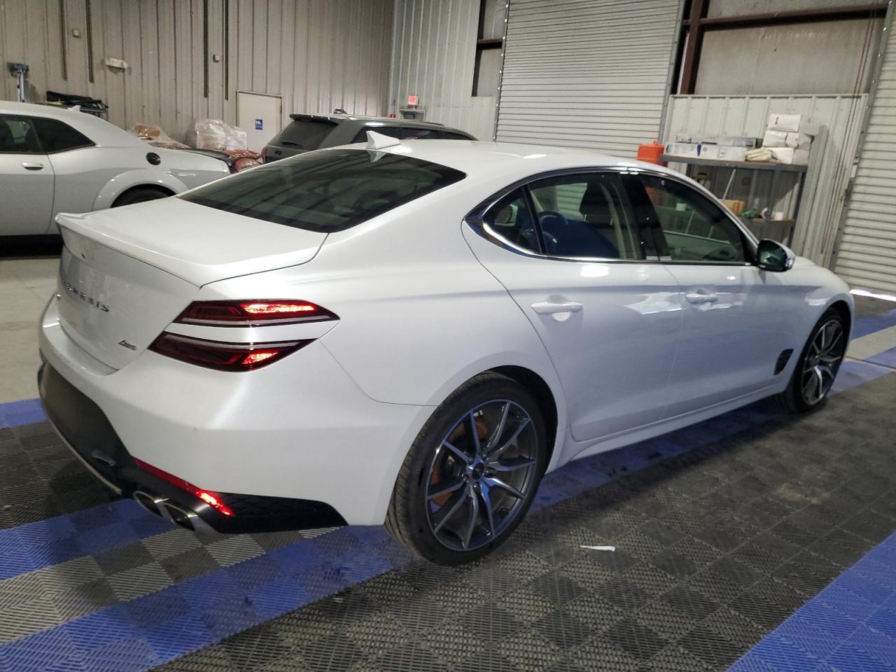 KMTG34TAXPU131832 2023 Genesis G70 Base