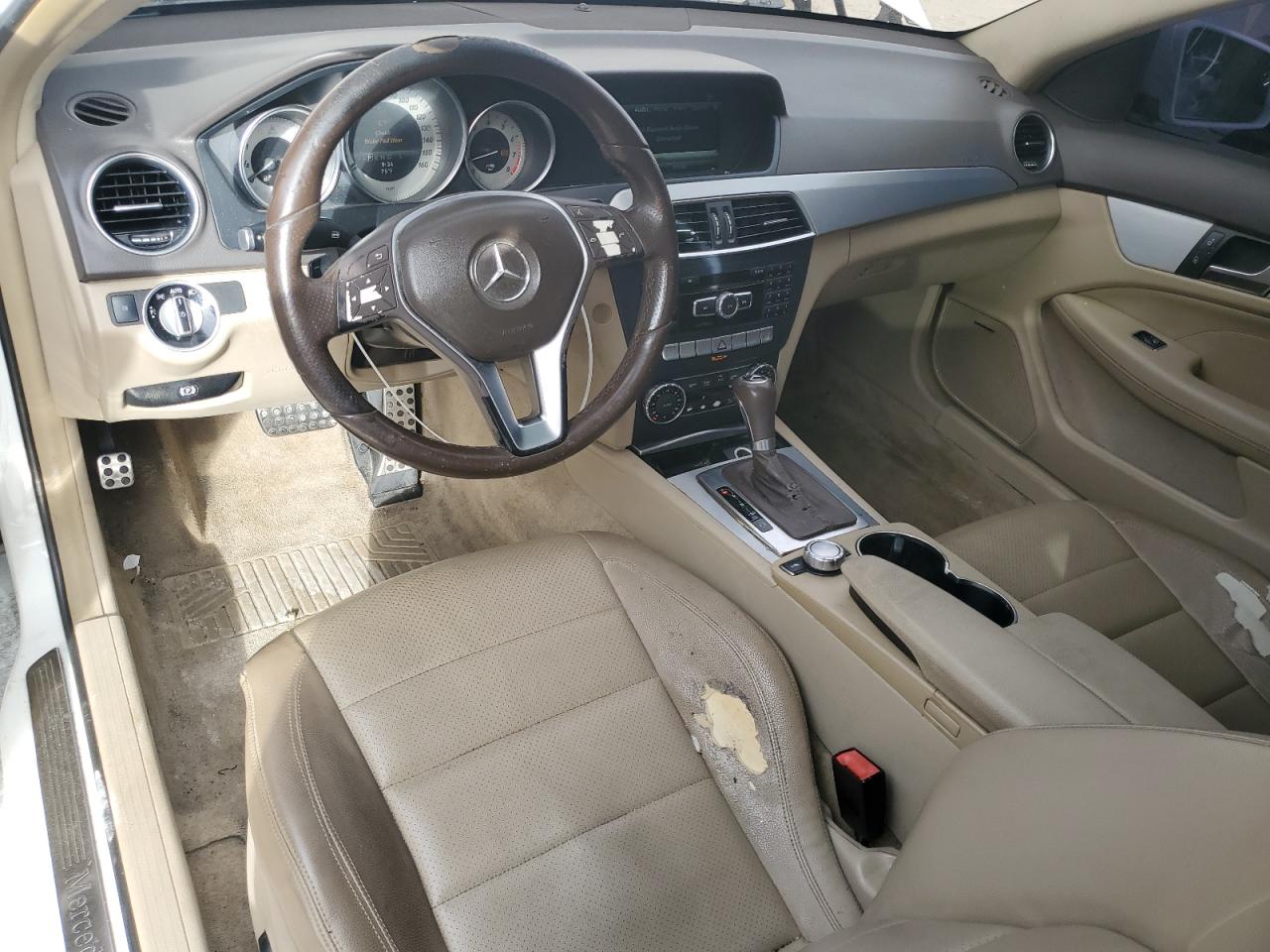 2013 Mercedes-Benz C 250 VIN: WDDGJ4HB6DF956035 Lot: 42019154