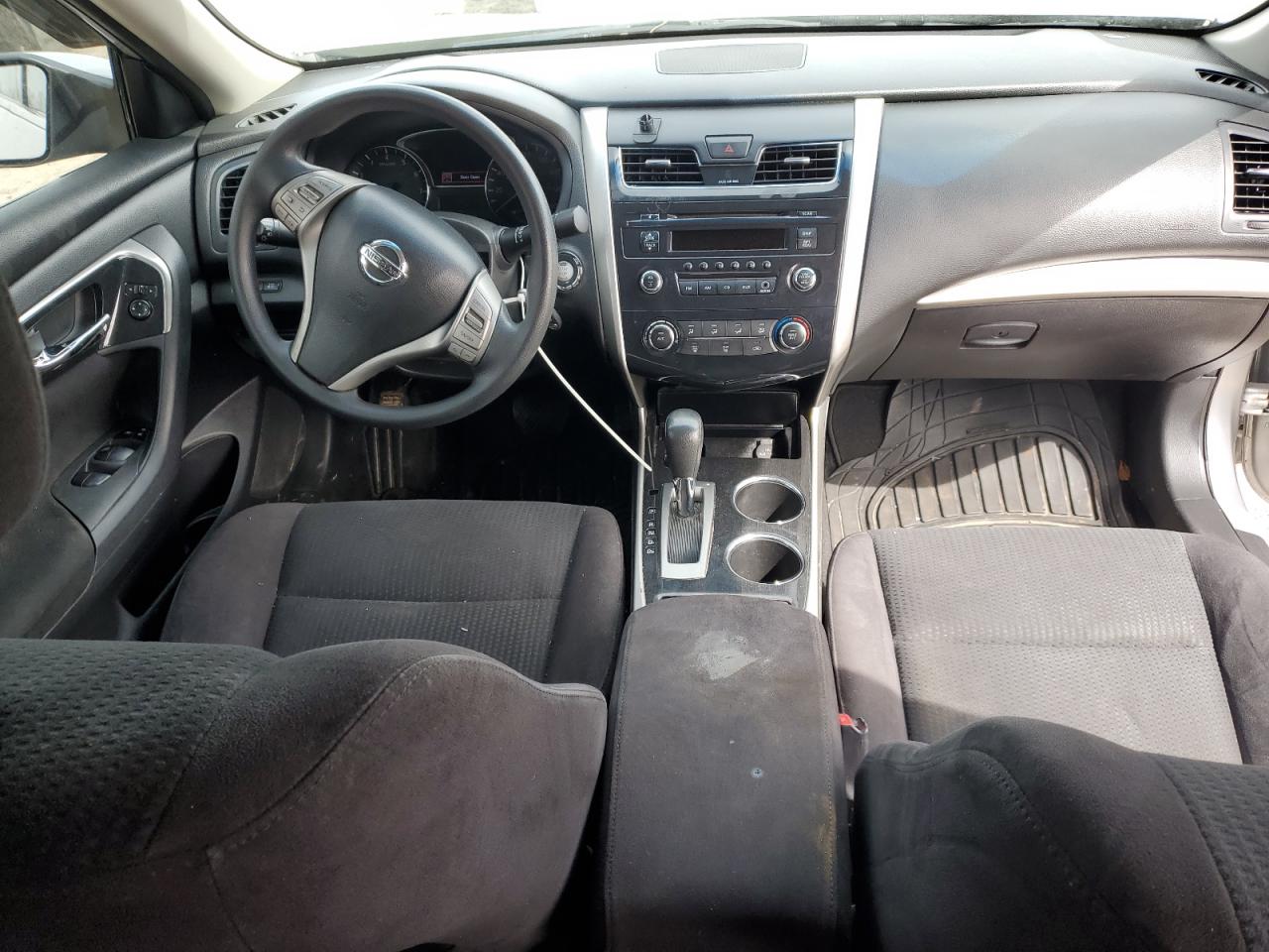 2014 Nissan Altima - Image 8