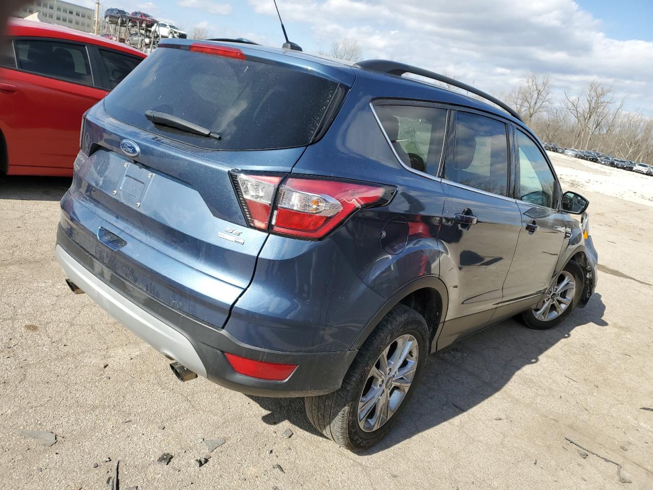 1FMCU9GD0JUA84826 2018 Ford Escape Se