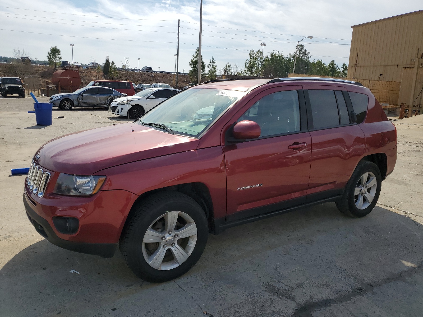 2014 Jeep Compass Latitude vin: 1C4NJDEB1ED539912