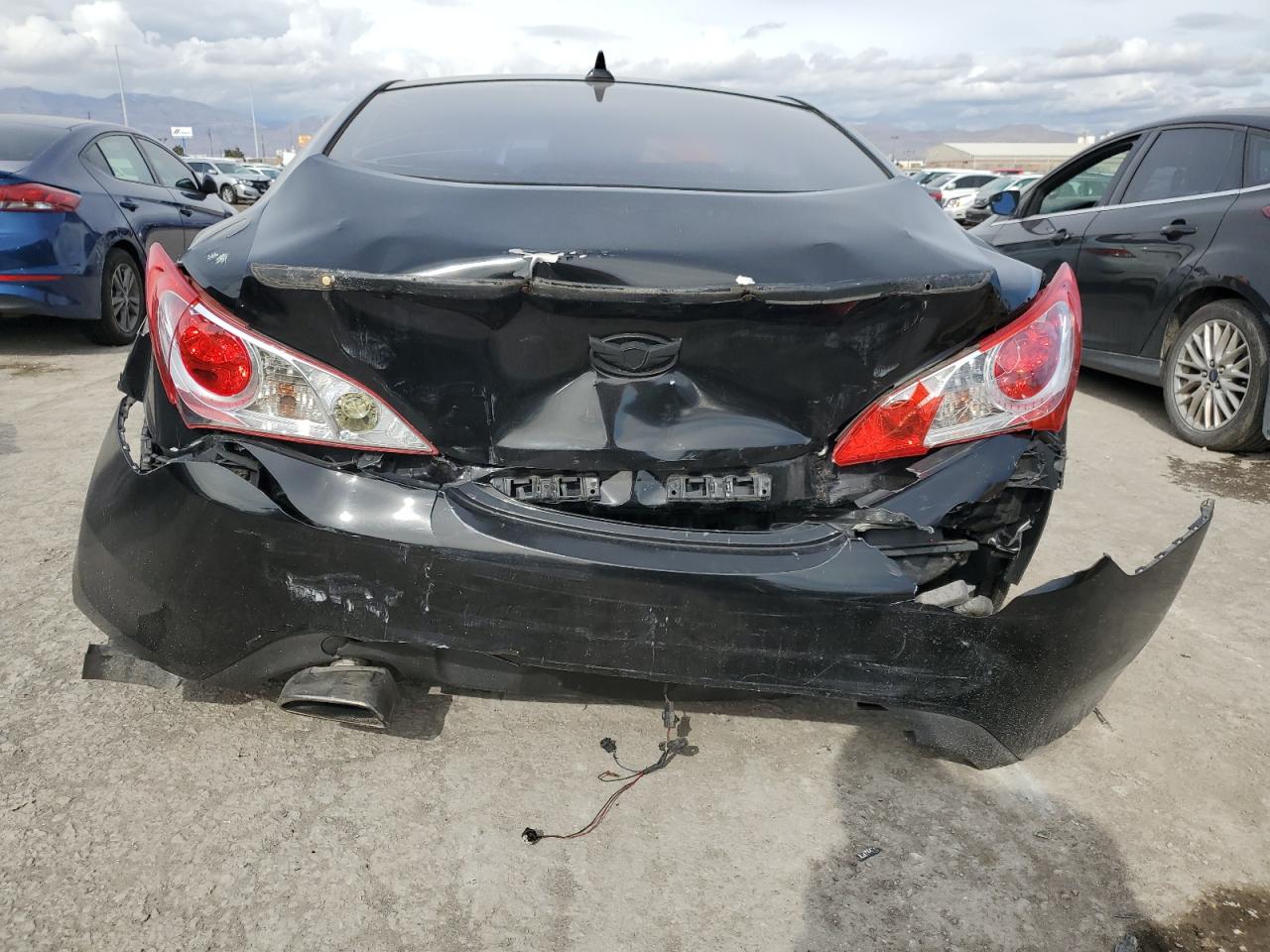 KMHHT6KD0VUO43239 2011 Hyundai Genesis