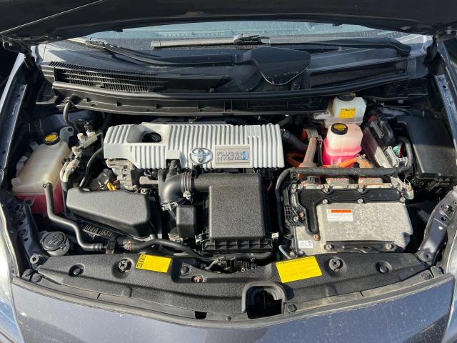 Хэтчбеки TOYOTA PRIUS 2012 Серый