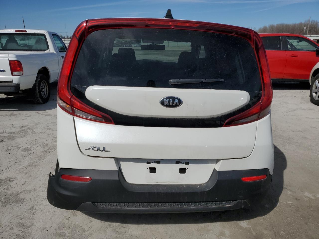 2020 Kia Soul Lx VIN: KNDJ23AU2L7726567 Lot: 44875854