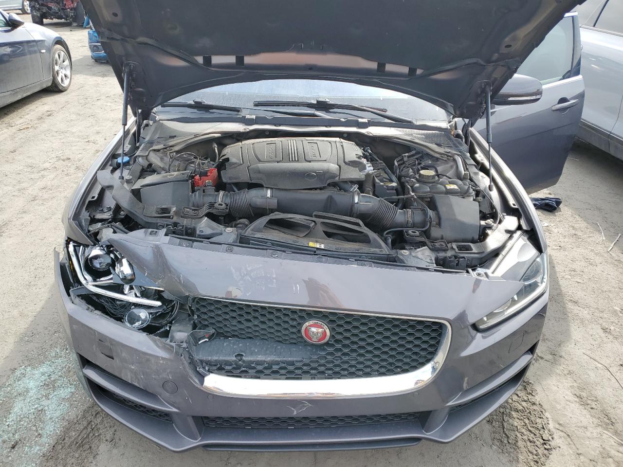 SAJAK4BV3HA948348 2017 Jaguar Xe Prestige