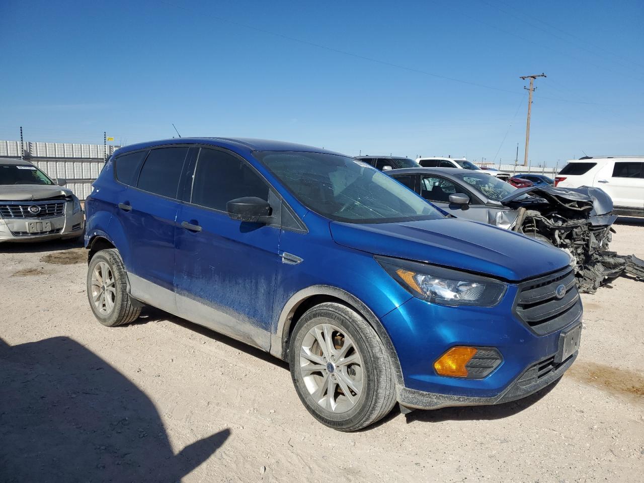 1FMCU0F71JUC59284 2018 Ford Escape S