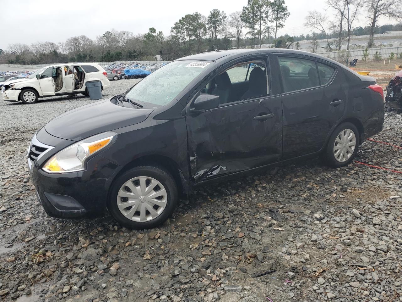 2016 NISSAN VERSA