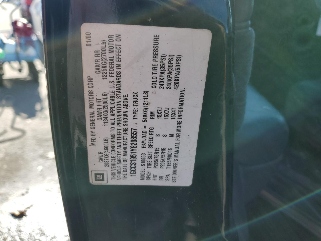 2000 Chevrolet S-10 Pickup - Image 12