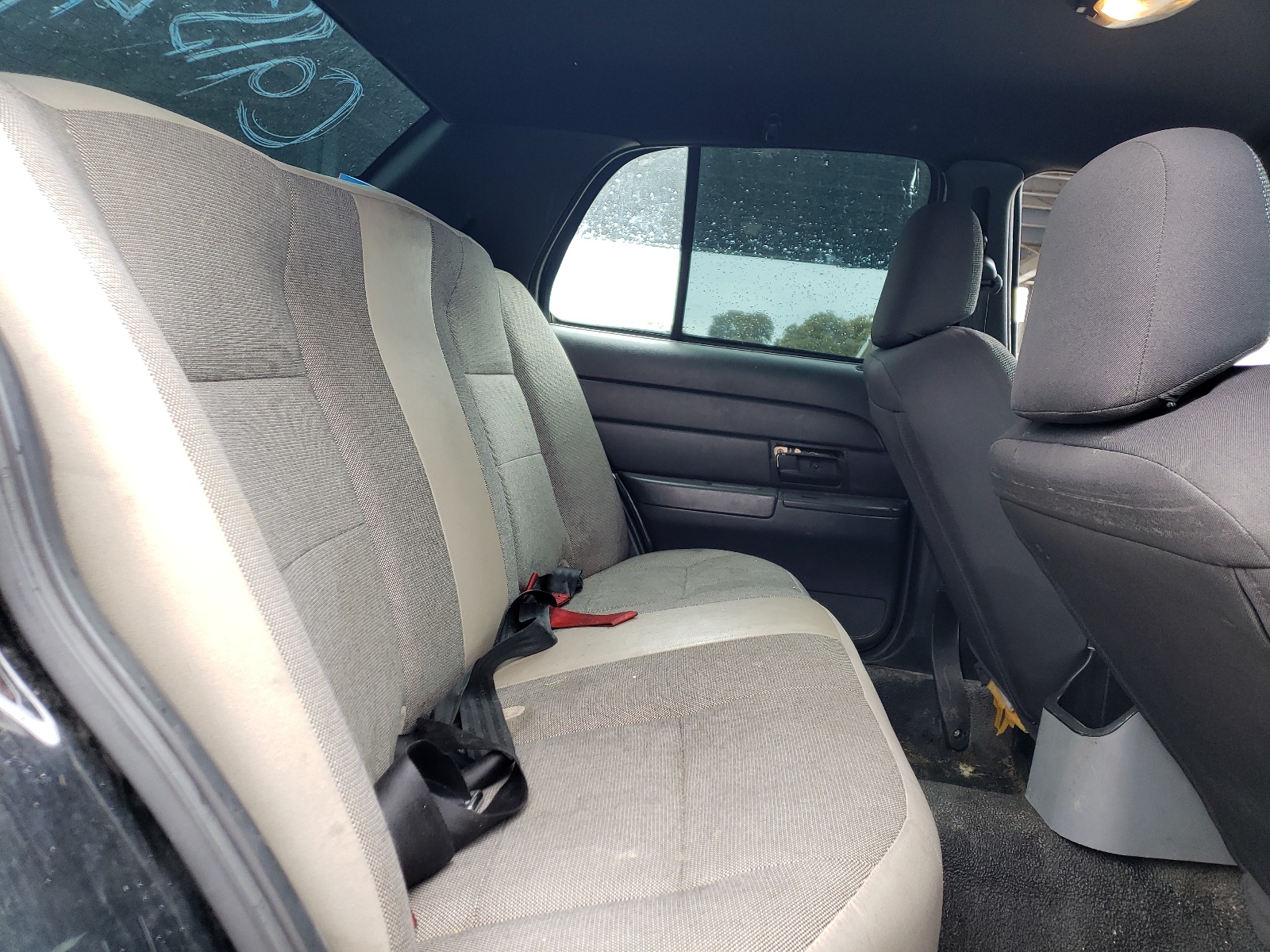 2FAFP71W35X145761 2005 Ford Crown Victoria Police Interceptor