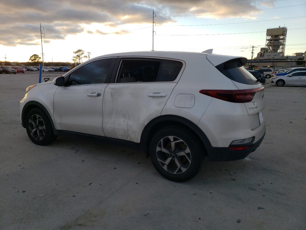 KNDPM3AC4M7912429 2021 KIA SPORTAGE - Image 2