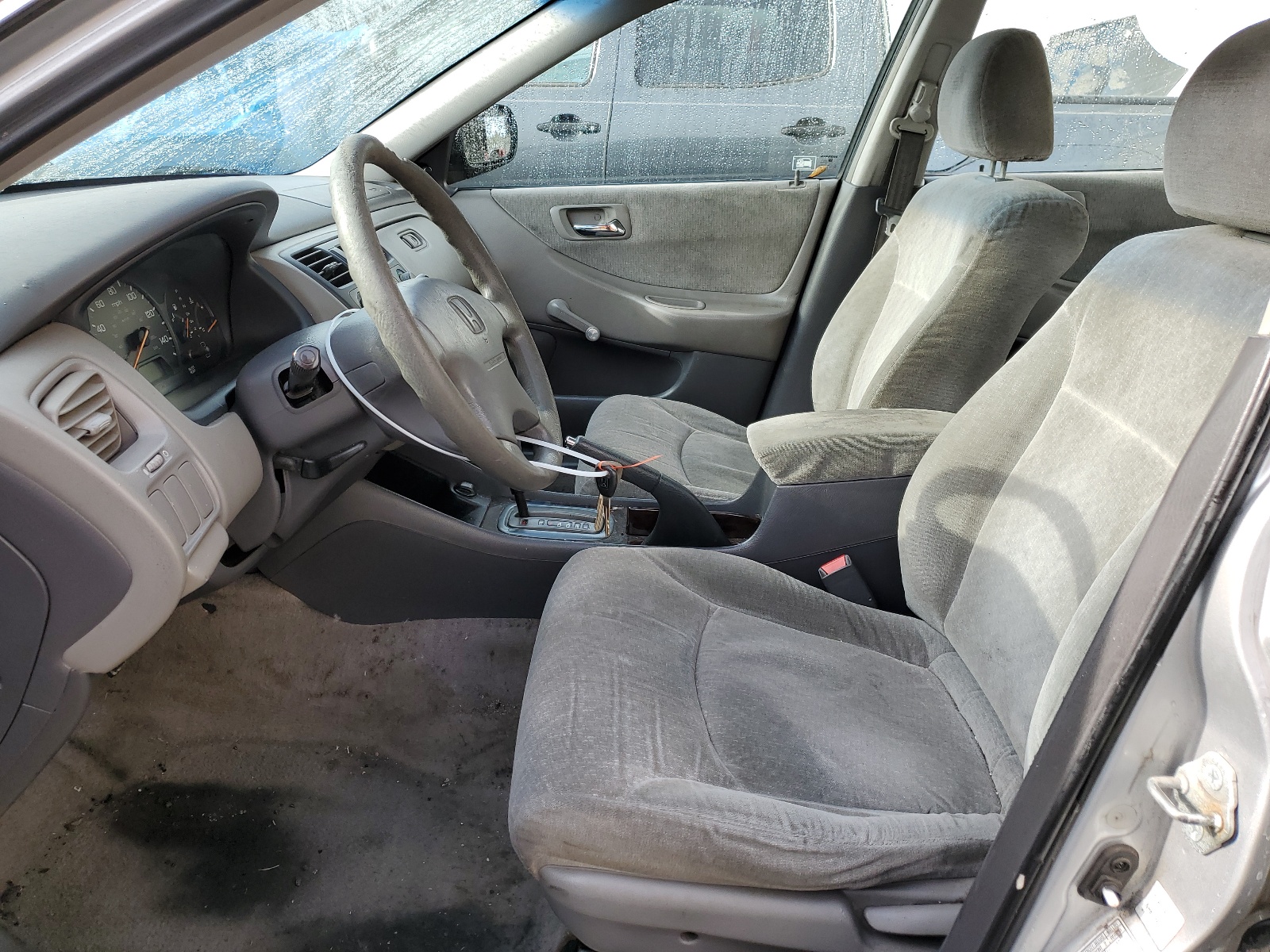 1HGCF86631A090893 2001 Honda Accord Value