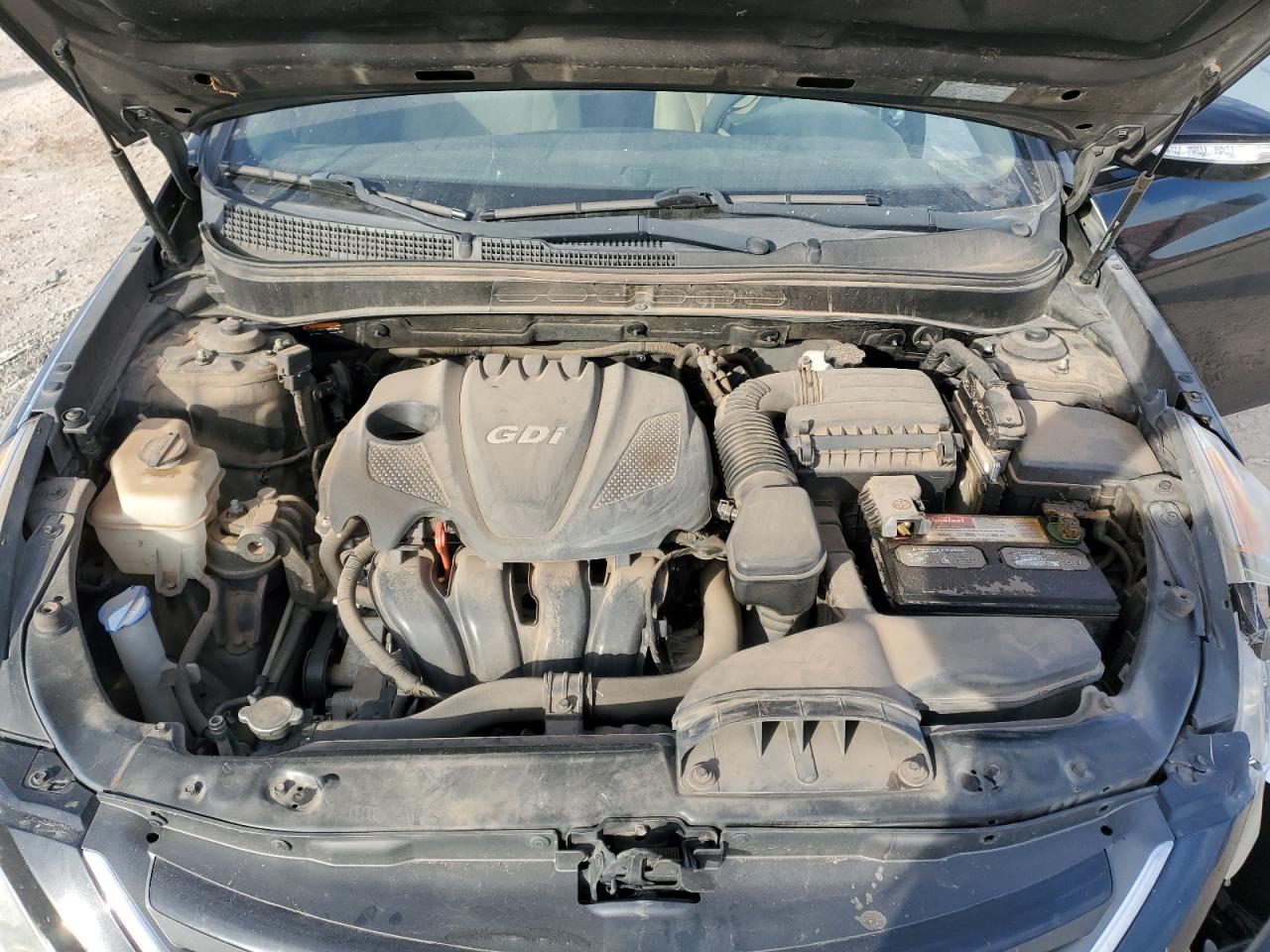 2014 Hyundai Sonata - Image 13