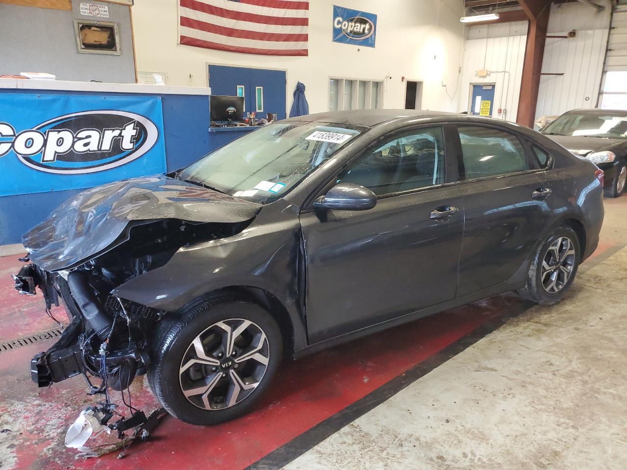 3KPF24AD4ME303891 2021 Kia Forte Fe