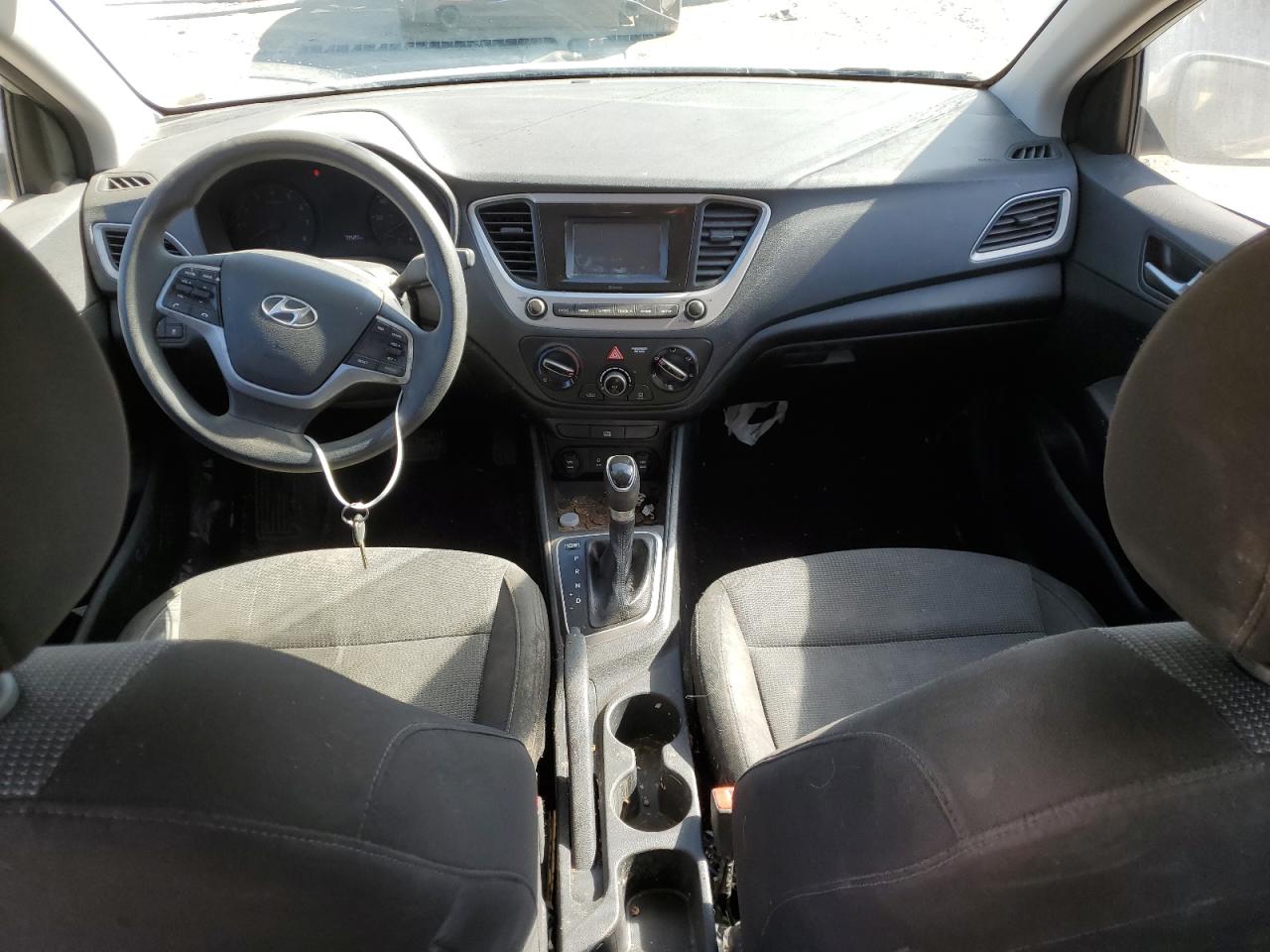 3KPC24A34KE071400 2019 Hyundai Accent Se