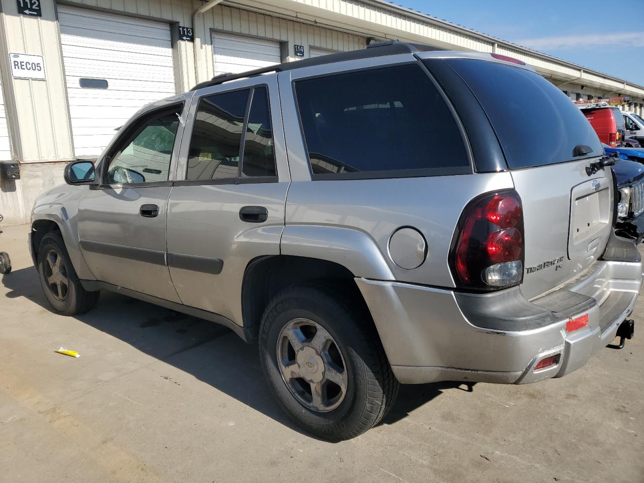 2005 Chevrolet Trailblazer Ls VIN: 1GNDT13S752302481 Lot: 42891074