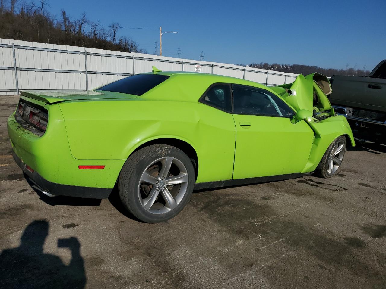 2015 Dodge Challenger Sxt VIN: 2C3CDZAT3FH715300 Lot: 42839294